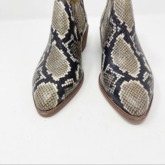 Madewell Snake Booties Almond Toe Size 7 - Picture 4 of 7